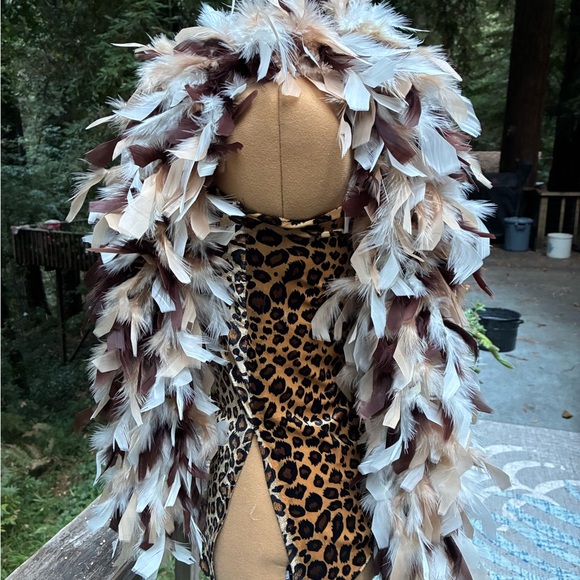 Costumes - Picture 8 of 16